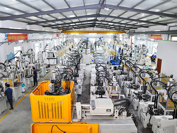 臺富機械成品車間